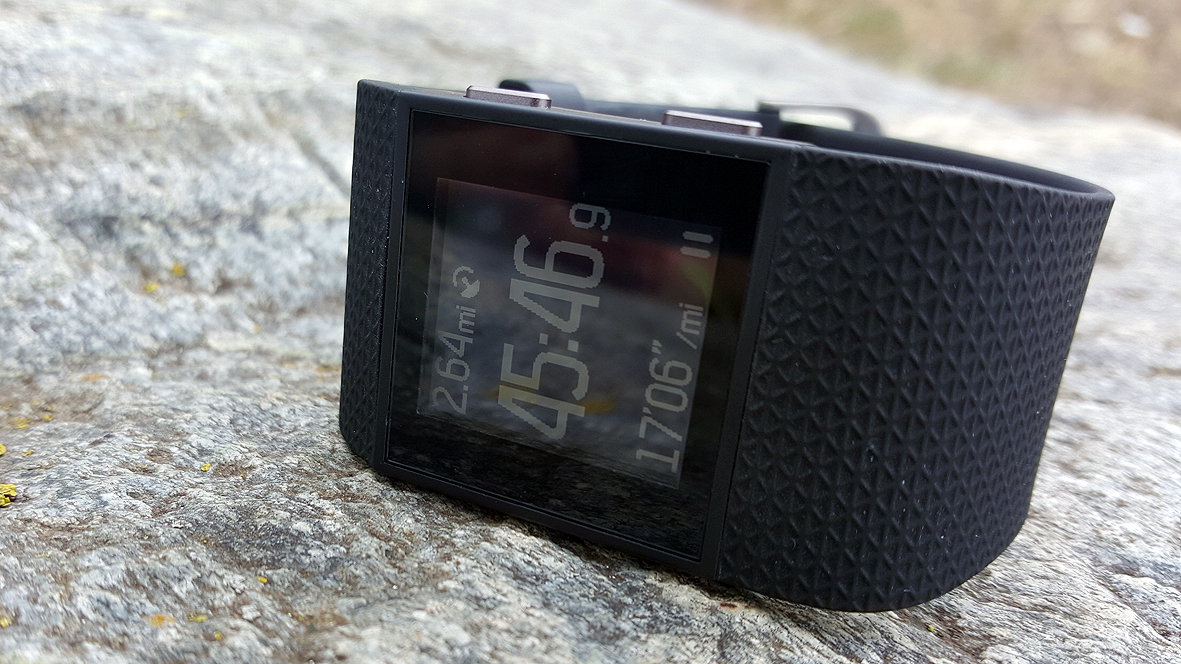 Fitbit Surge as a running Watch on wrist