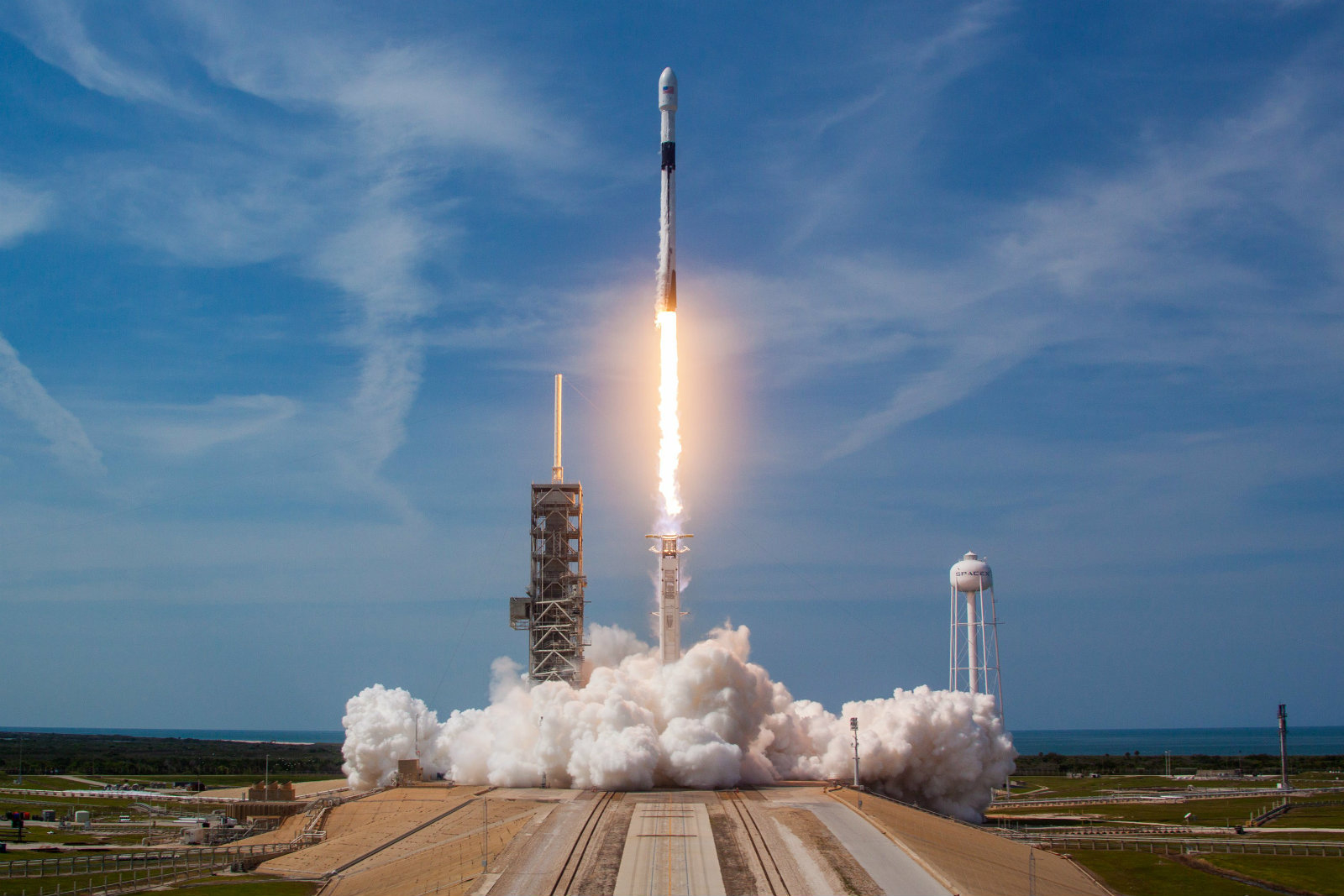What will the falcon heavy rocket be used for information