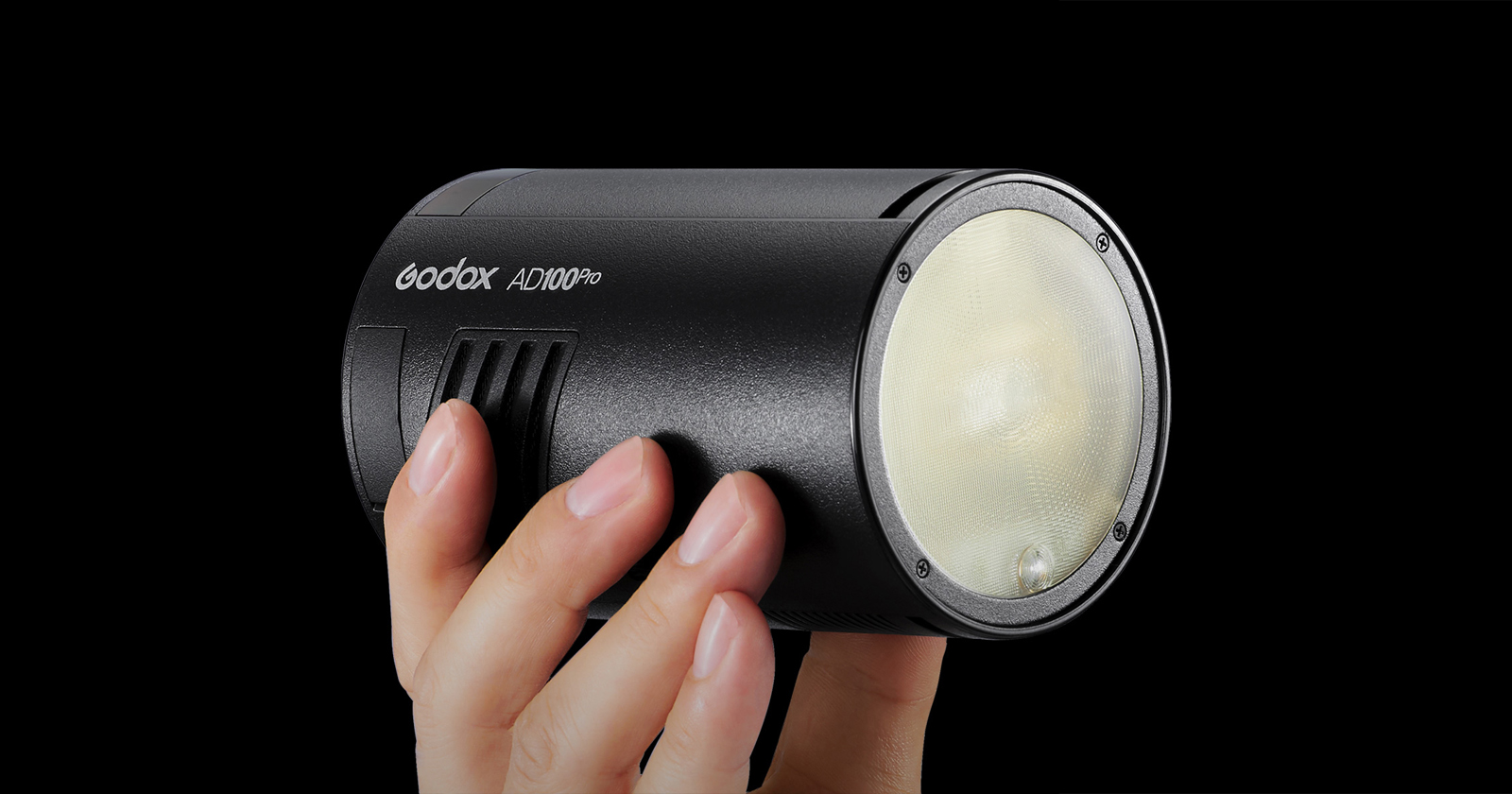 Godox-Unveils-Cylinder-Shaped-AD100Pro-Pocket-Flash